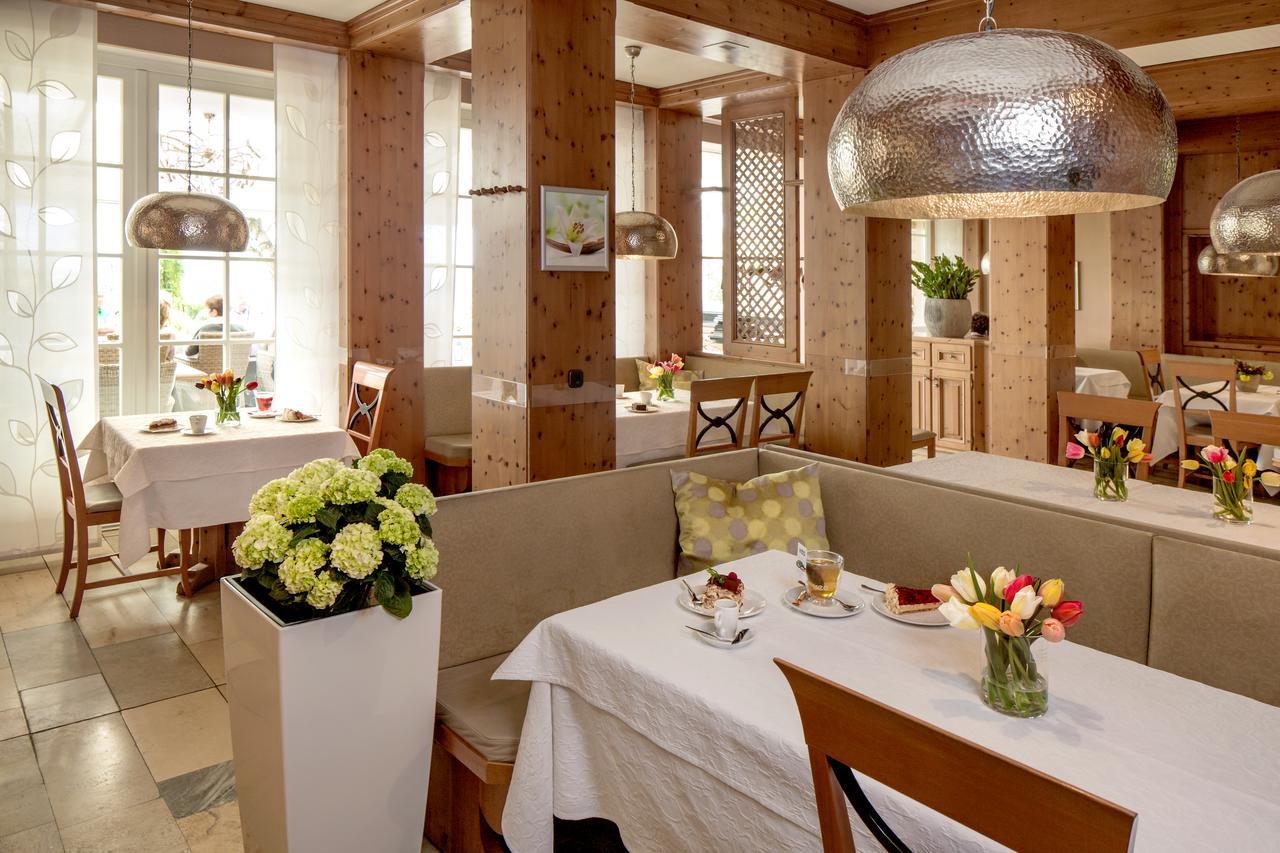 Hotel-Restaurant Distlerhof Leinburg Eksteriør billede